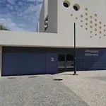 Premium Location 2Br Apt W- Pool, Gym & Balcony דירה