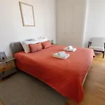 Premium Location 2Br Apt W- Pool, Gym & Balcony