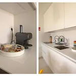 Premium Location 2br W- Pool, Gym & Balcony * 카바나스데타비라